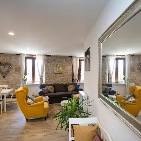 Διαμέρισμα Square In Old Town Rovinj- Free Parking Near *