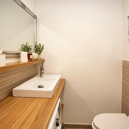 דירה Square In Old Town Rovinj- Free Parking Near