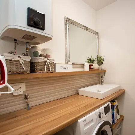 דירה Square In Old Town Rovinj- Free Parking Near *